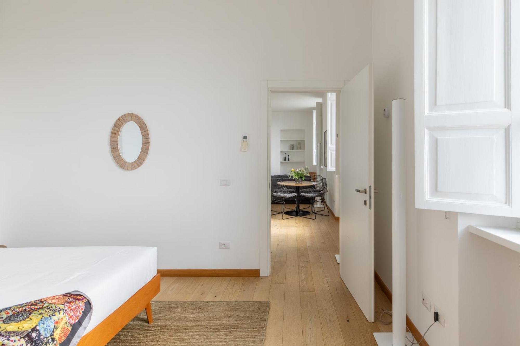 Iflat Bright & Modern Living With Panoramic View